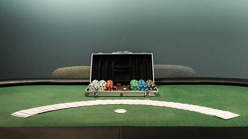 https://playregal1.com